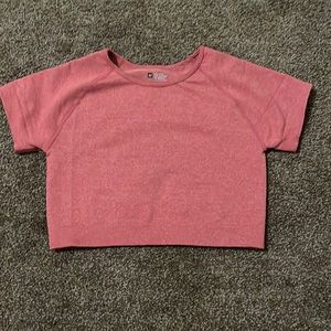 OQQ, Pink cropped workout tee